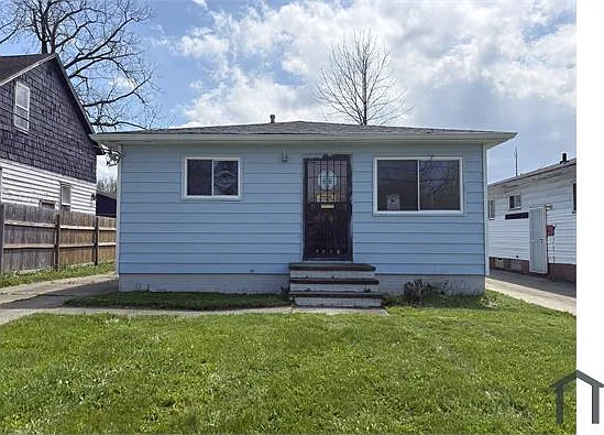 17726 Tarkington Ave — Photo 1