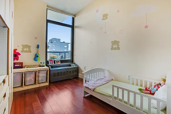 Sold by RES New York | media 5