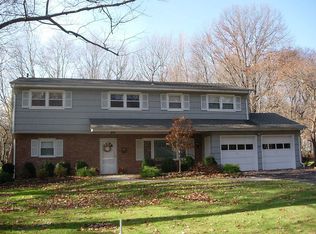 51 Holly Glen Ln N, Berkeley Heights, NJ 07922