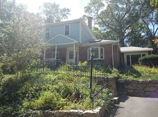 33 Leland Rd, Brookline, MA 02467