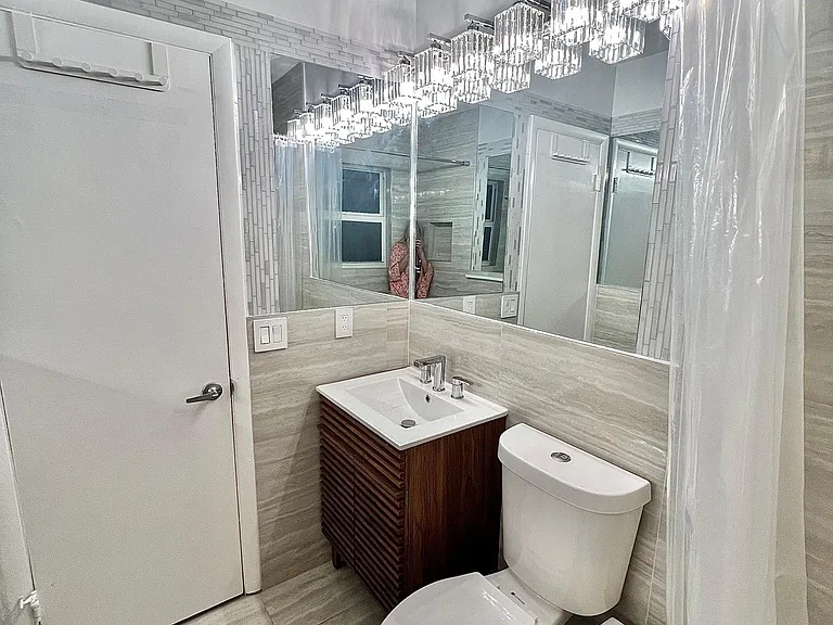 2815 NE 33rd Ave #205 — Photo 14