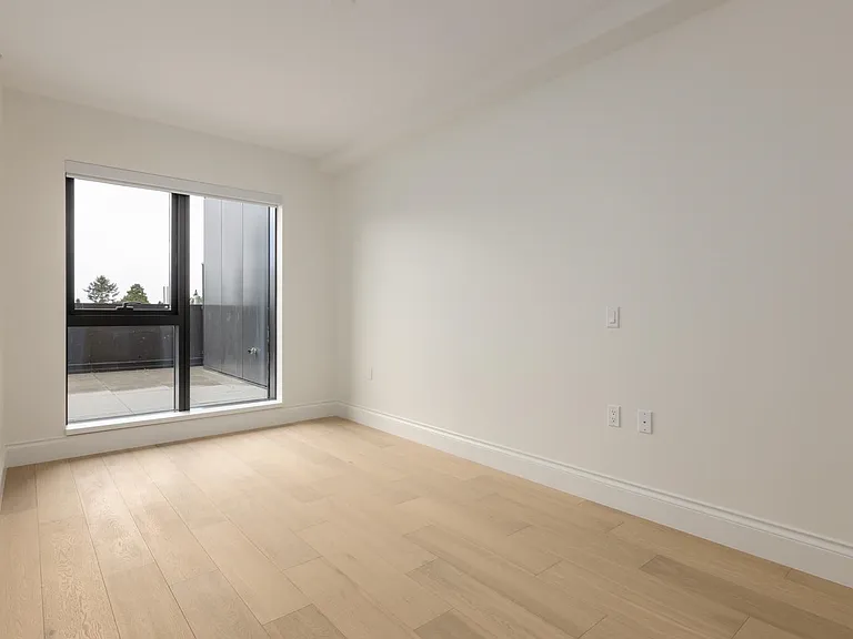 2105 W 46th Ave #303 — Photo 11
