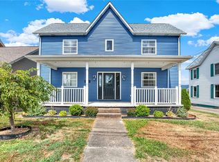 31 Liberty St, Smithfield, PA 15478