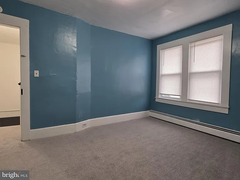 2 E Milby St — Photo 16
