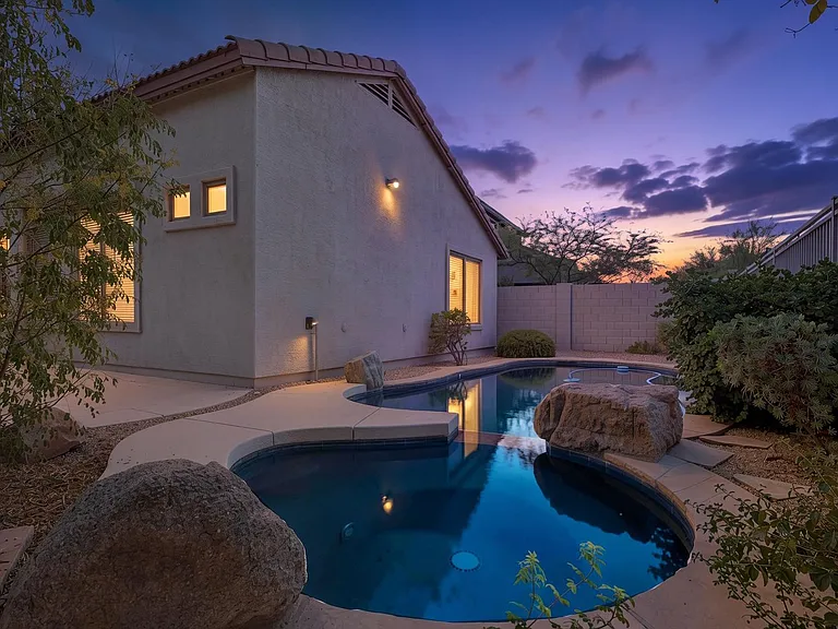 4719 E Amber Sun Dr — Photo 1