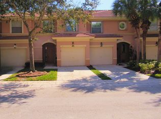 412 Rainbow Springs Ter, Royal Palm Beach, FL 33411