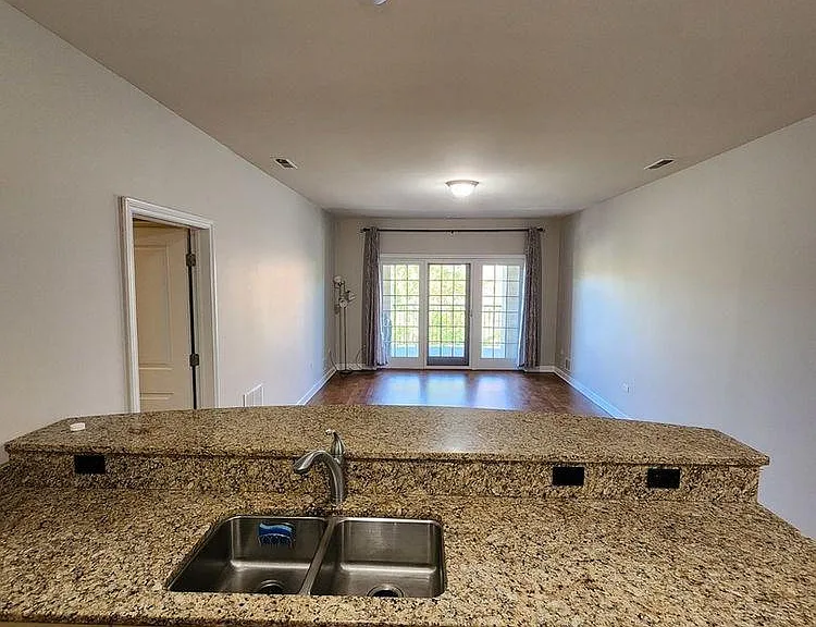 50 N Plum Grove Rd #310E — Photo 11