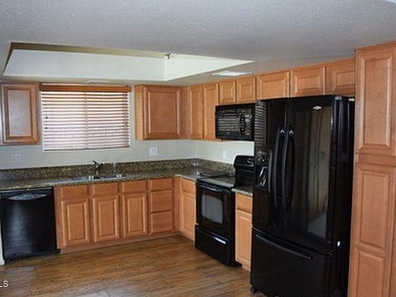 2nd image of 2649 E Sylvia St