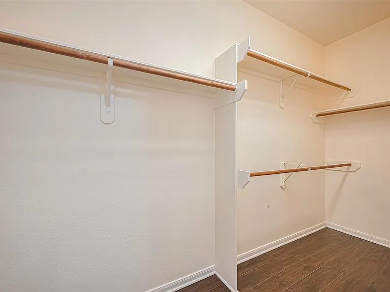 3911 Fall Branch Dr — Photo 22