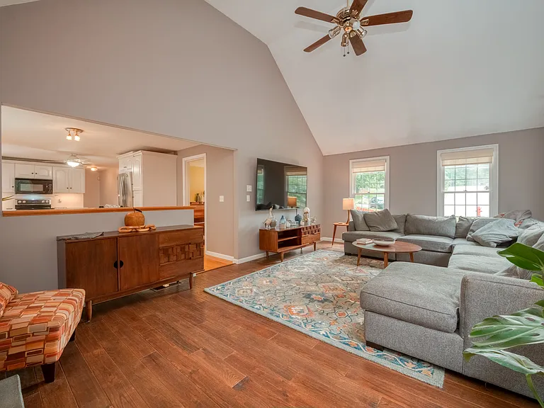 7 Magnolia Dr — Photo 30