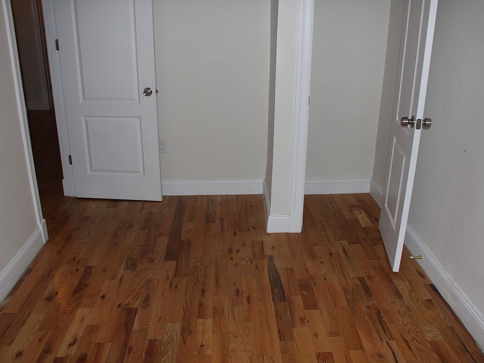 1st image of 696 Willoughby Ave APT 11