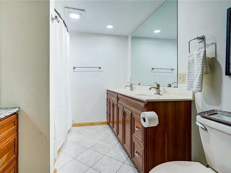 2654 Whalen Rd — Photo 30