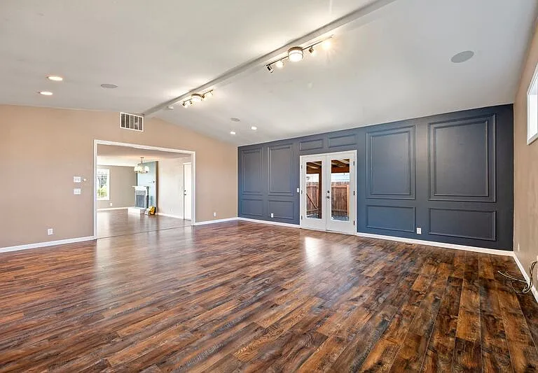 2577 Elysium Ave — Photo 40