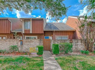 12670 Newbrook Dr, Houston, TX 77072