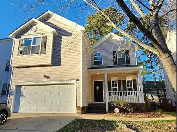 821 Brookhannah Ct, Fuquay Varina, NC 27526