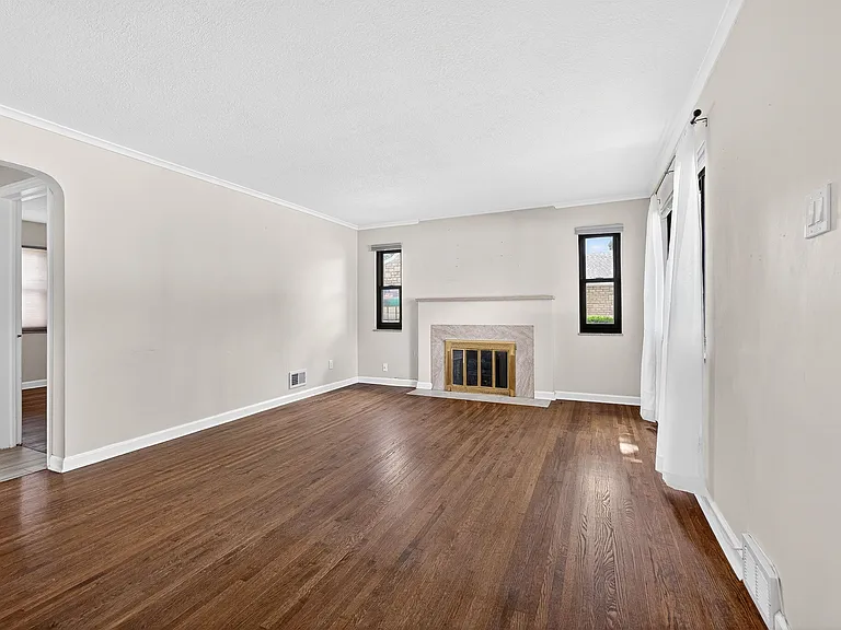 1678 Oakland Park Ave — Photo 8