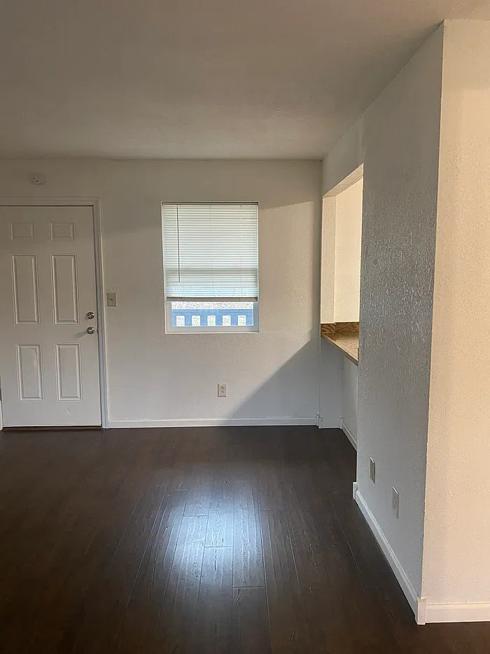1 bed, 1.0 bath, $1,000 — Photo 3