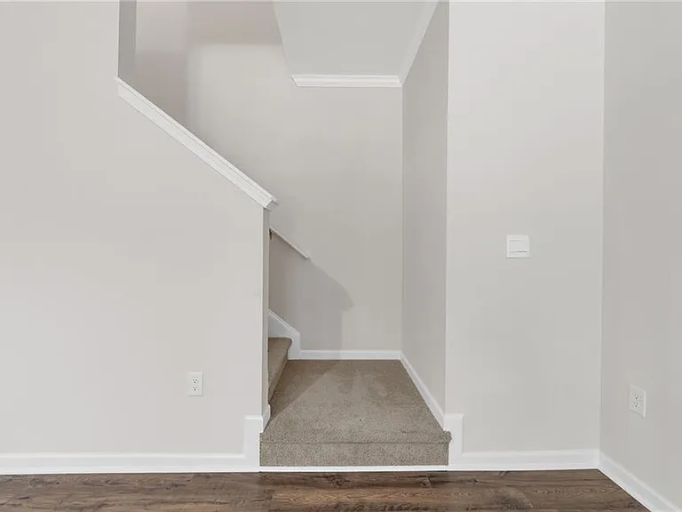3341 Greyton Dr — Photo 16