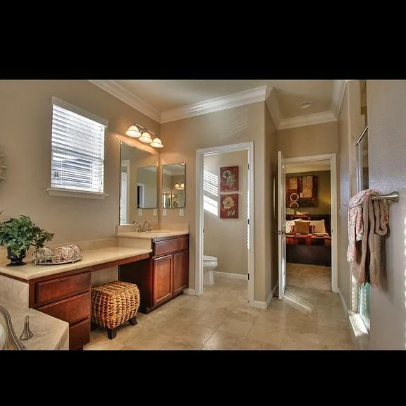 2069 Arlington Way — Photo 23