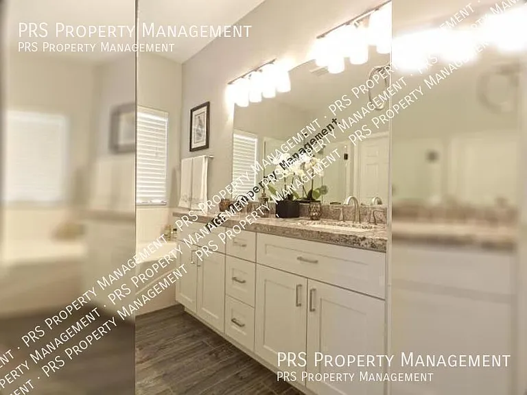 2052 E La Costa Dr — Photo 13