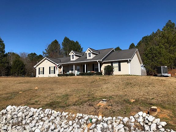 3rd image of 16044 Northwind Cir