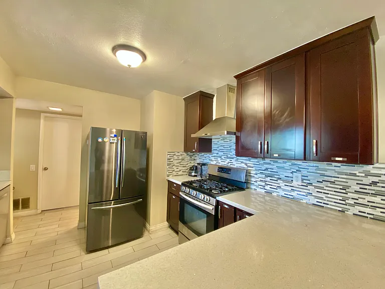7724 Camino Noguera — Photo 5
