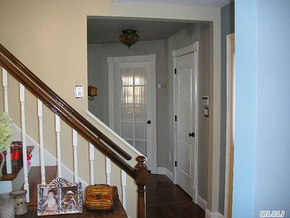 5th image of 23 Richie Ct N