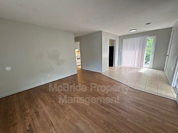 4th image of 1437 Ridgewood Dr