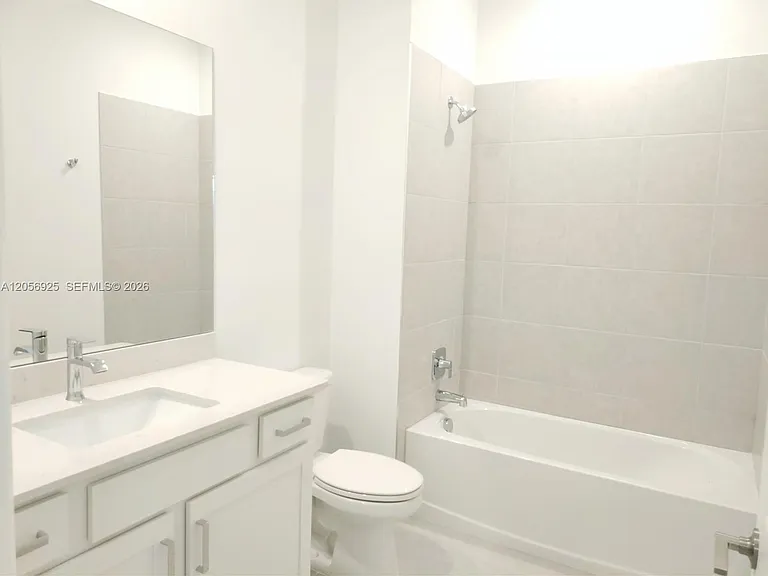 1416 Haywagon Trl #1416 — Photo 15