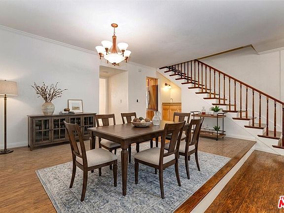 4th image of 18100 Burbank Blvd Unit 19