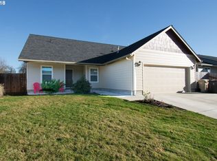 3441 Bald Eagle Dr, Lebanon, OR 97355