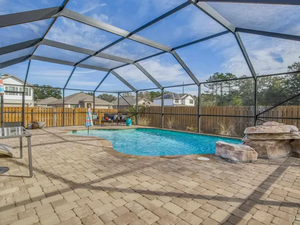 9824 Betula Rd, Pensacola, FL 32526