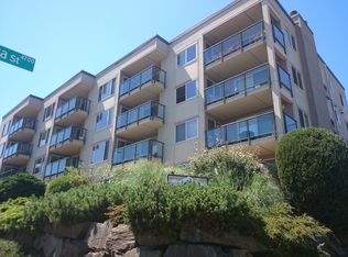 3507 SW Alaska St APT 12, Seattle, WA 98126