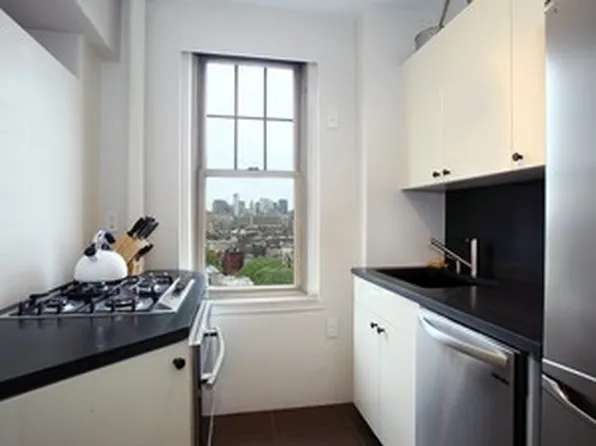 299 West 12th Street image 1 of 6