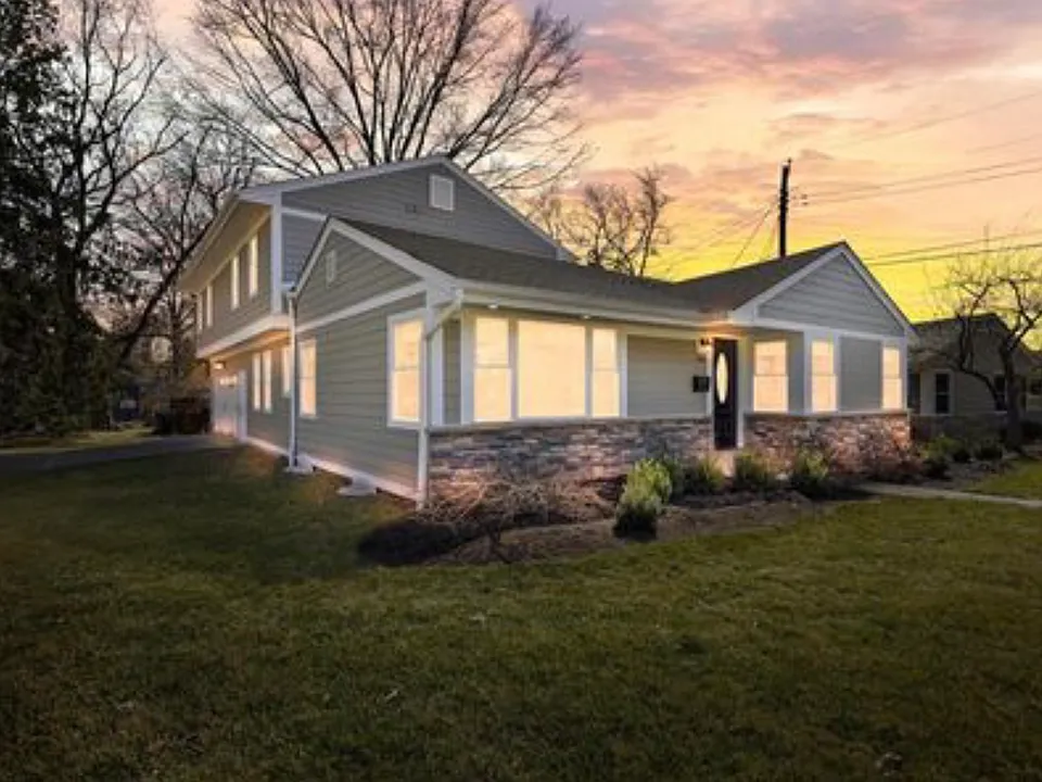 468 Fieldcrest Dr