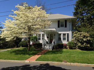 7 Hartshorne Pl, Middletown, NJ 07748