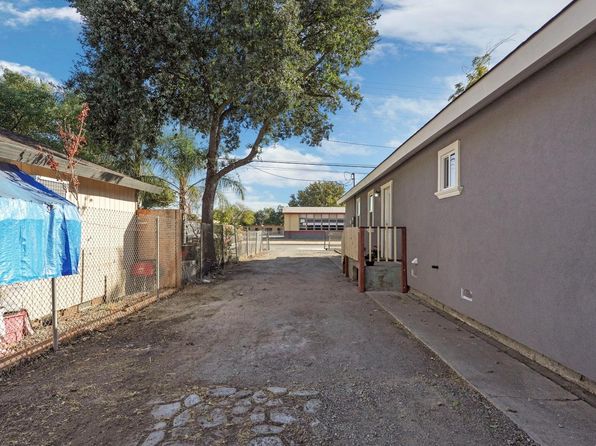 2703 E Poplar St, Stockton, CA 95205