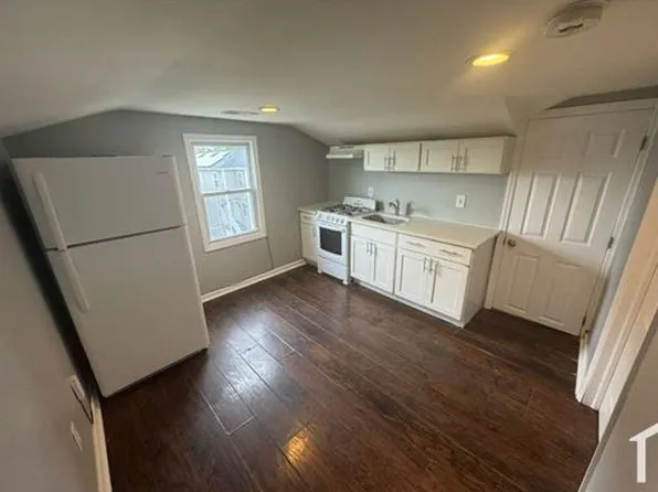 9 Shaw Ave Floor 3, Newark, NJ 07112