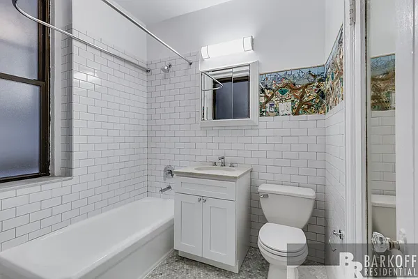 Rented by Barkoff Residential  | media 39