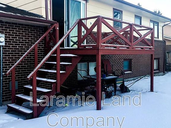 2nd image of 1809 Arnold St