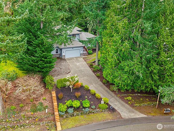 3rd image of 14220 Crown Point Pl NW Place NW
