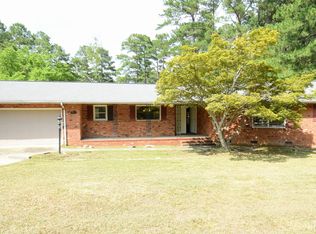 1702 Swann St, Fayetteville, NC 28303