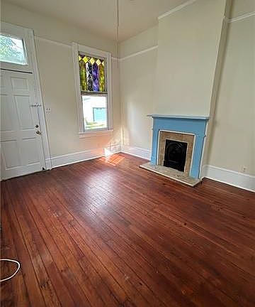3rd image of 4180 Saint Peter St