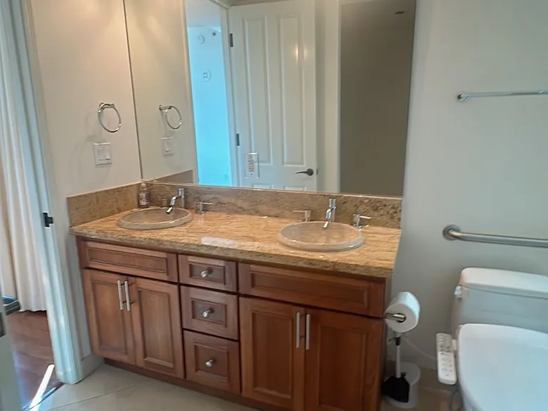 1199 Bishop St #16B — Photo 11
