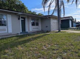 1725 Twin Oak St, Deltona, FL 32725