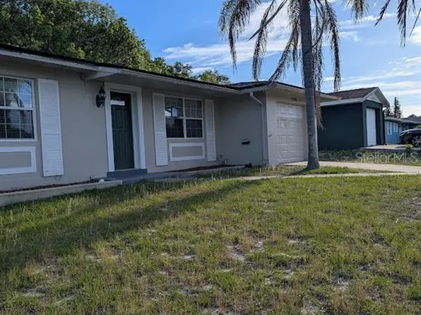 1725 Twin Oak St, Deltona, FL 32725