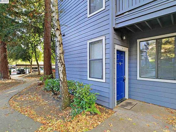 2nd image of 7112 Cross Creek Cir APT A