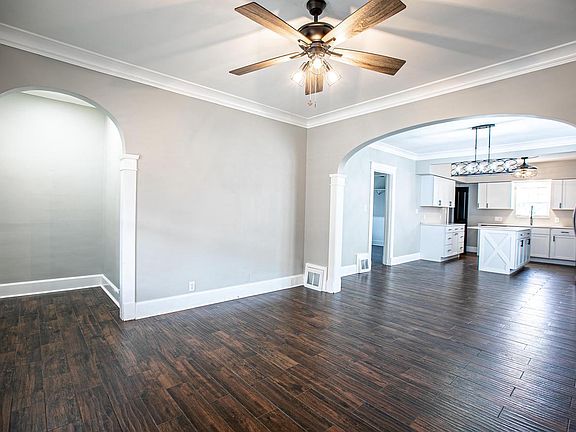 5th image of 909 Arthur AVENUE