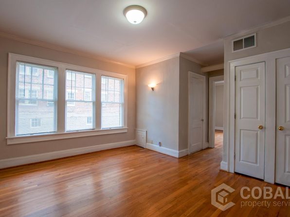 678 Somerset Ter NE APT 6