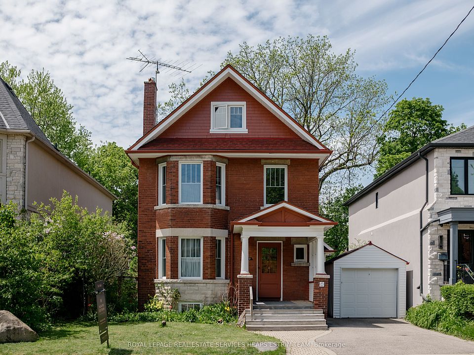 1st image of 32 Belcourt Rd